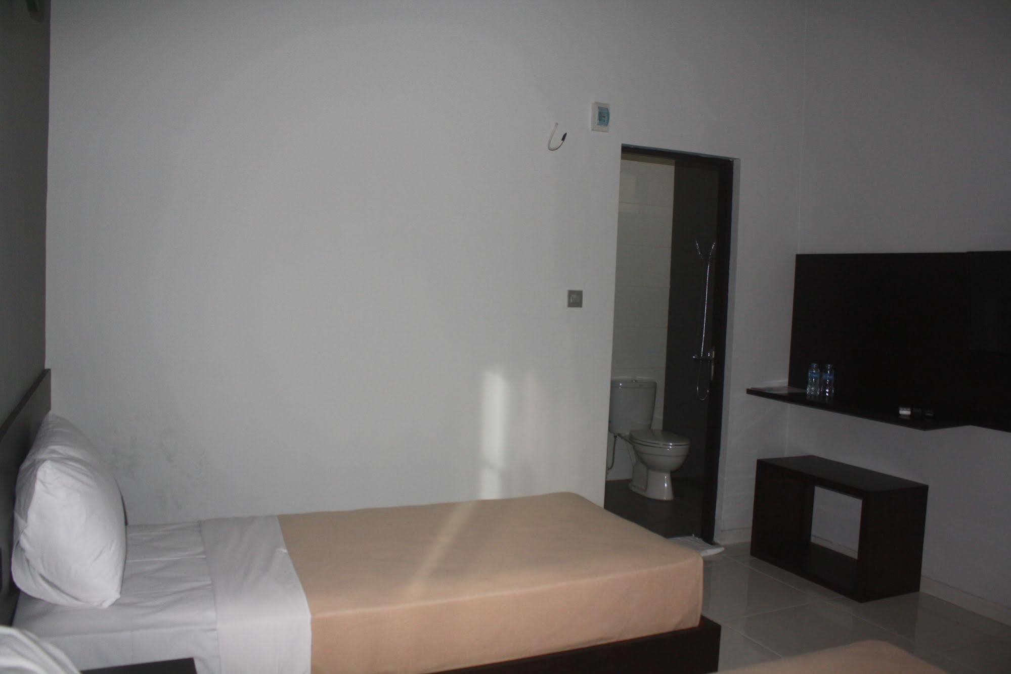 Hotel Mandari Buleleng  Luaran gambar