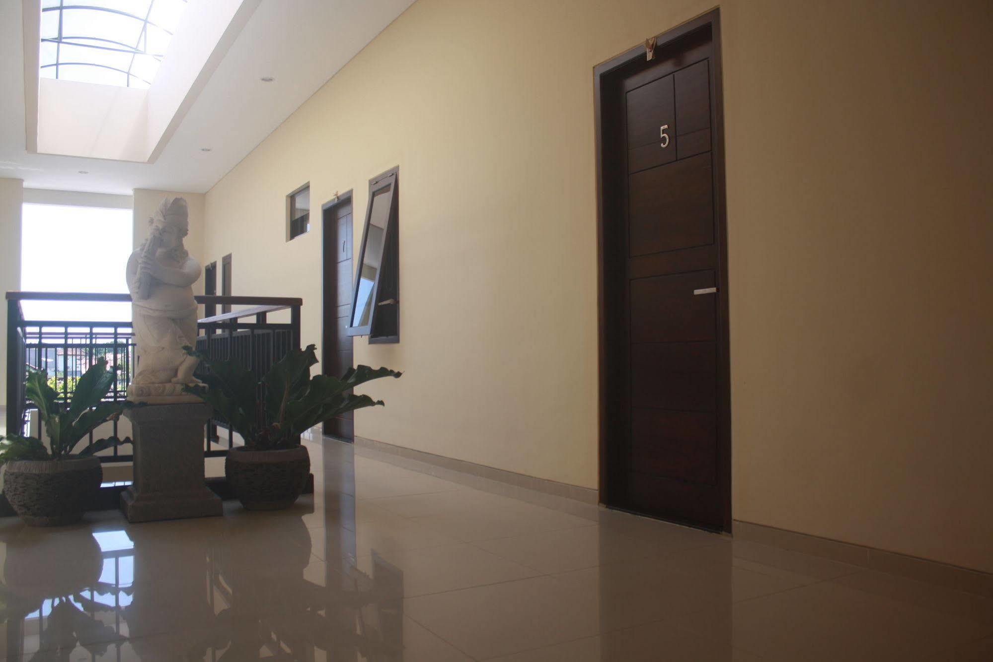 Hotel Mandari Buleleng  Luaran gambar
